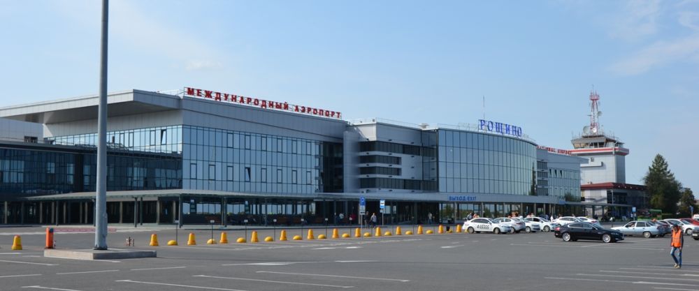 Roshchino International Airport