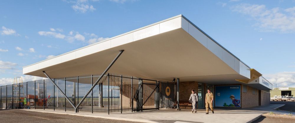 Parkes Airport