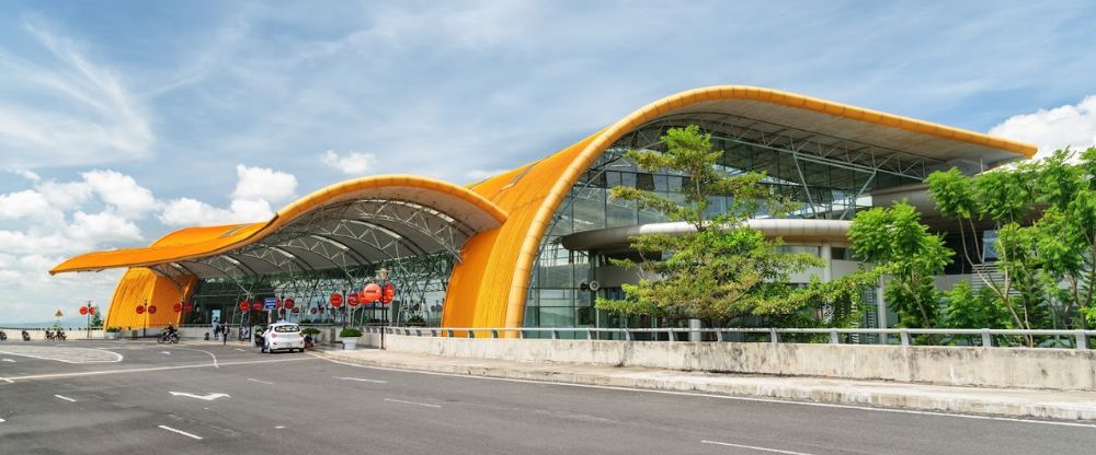 Lien Khuong International Airport